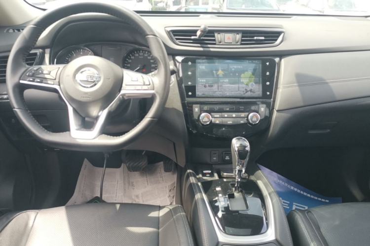 Used Nissan X-Trail 2020 2.0L XL ITS CVT 2WD SmartConnect Comfort Edition Center Console