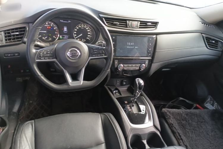 Used Nissan X-Trail 2020 2.0L XL ITS CVT 2WD SmartConnect Comfort Edition Center Console