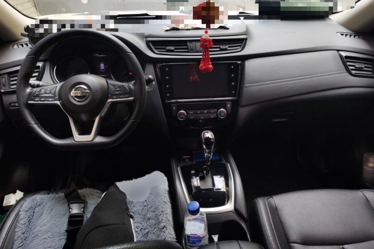 Used Nissan X-Trail 2020 2.0L XL Premium CVT 2WD SmartConnect Luxury Edition Center Console
