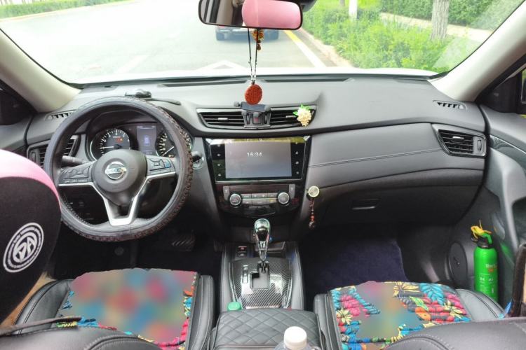Used Nissan X-Trail 2020 2.5L XL ITS CVT 4WD Deluxe Navigation Edition Center Console