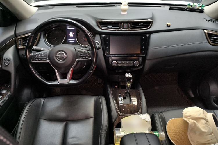 Used Nissan X-Trail 2020 2.0L XL ITS CVT 2WD SmartConnect Comfort Edition Center Console