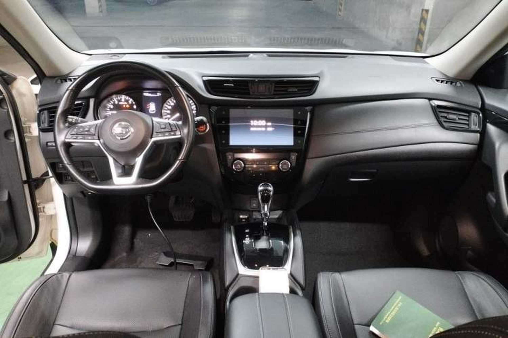 Used Nissan X-Trail 2020 2.0L XL ITS CVT 2WD SmartConnect Comfort Edition Center Console