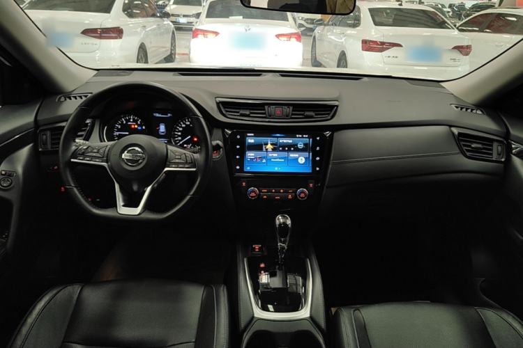Used Nissan X-Trail 2020 2.0L XL Premium CVT 2WD SmartConnect Luxury Edition Center Console