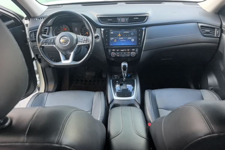 Used Nissan X-Trail 2020 2.0L XL Premium CVT 2WD SmartConnect Luxury Edition Center Console