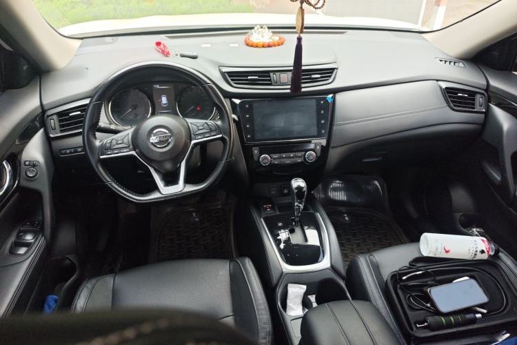 Used Nissan X-Trail 2020 2.0L XL ITS CVT 2WD SmartConnect Comfort Edition Center Console