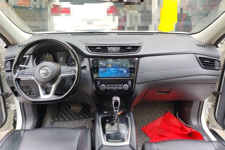 Used Nissan X-Trail 2020 2.0L XL Premium CVT 2WD SmartConnect Luxury Edition Center Console