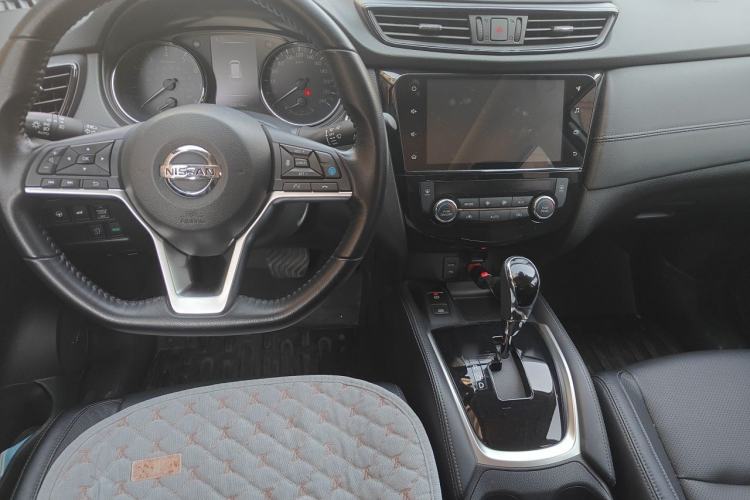 Used Nissan X-Trail 2020 2.5L XL ITS CVT 4WD Deluxe Navigation Edition Center Console