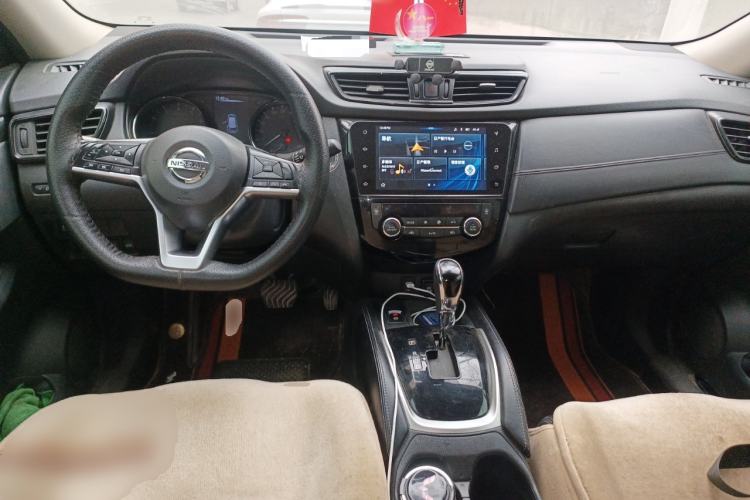 Used Nissan X-Trail 2020 2.0L XL ITS CVT 2WD SmartConnect Comfort Edition Center Console