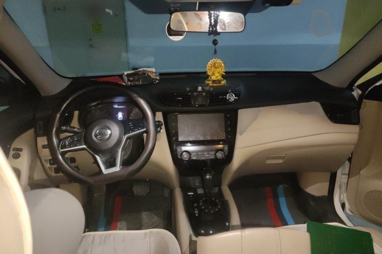 Used Nissan X-Trail 2020 2.0L XL Premium CVT 2WD SmartConnect Luxury Edition Center Console