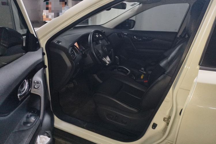Used Nissan X-Trail 2020 2.0L XL Premium CVT 2WD SmartConnect Luxury Edition Driver Seat