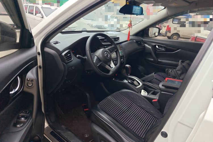 Used Nissan X-Trail 2020 2.0L XL ITS 3-Row CVT 2WD SmartConnect 7-Seater Comfort Edition Driver Seat