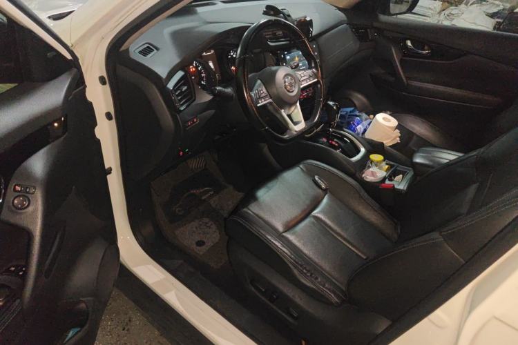 Used Nissan X-Trail 2020 2.0L XL Premium CVT 2WD SmartConnect Luxury Edition Driver Seat