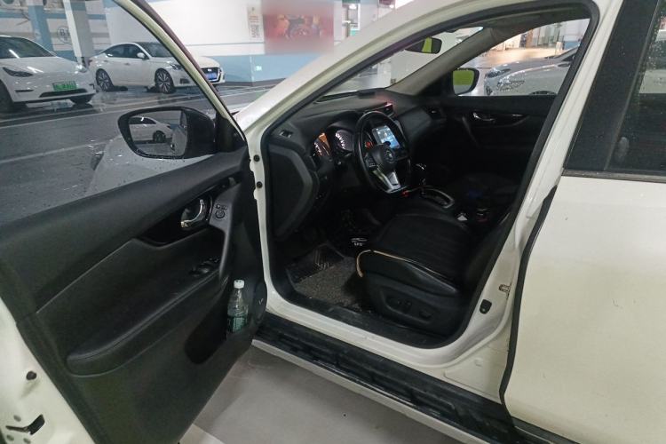 Used Nissan X-Trail 2020 2.5L XL ITS CVT 4WD Deluxe Navigation Edition Driver Seat