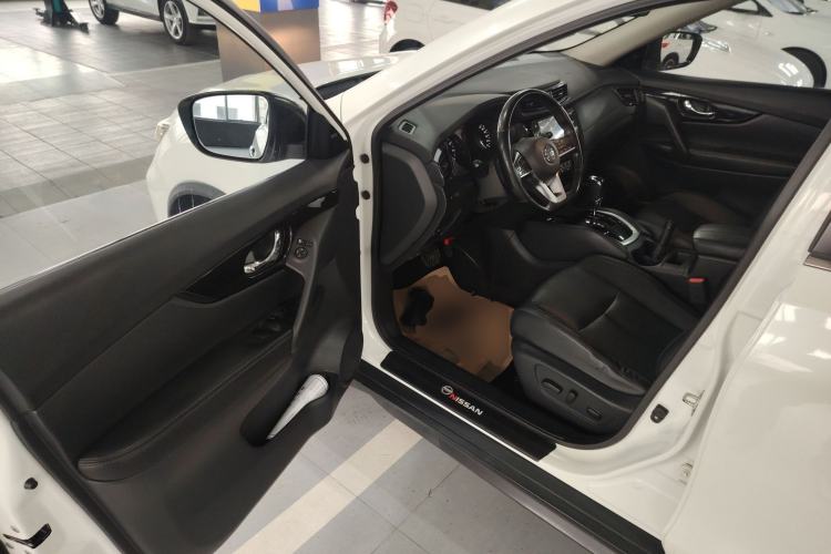 Used Nissan X-Trail 2020 2.0L XL ITS CVT 2WD SmartConnect Comfort Edition Driver Seat