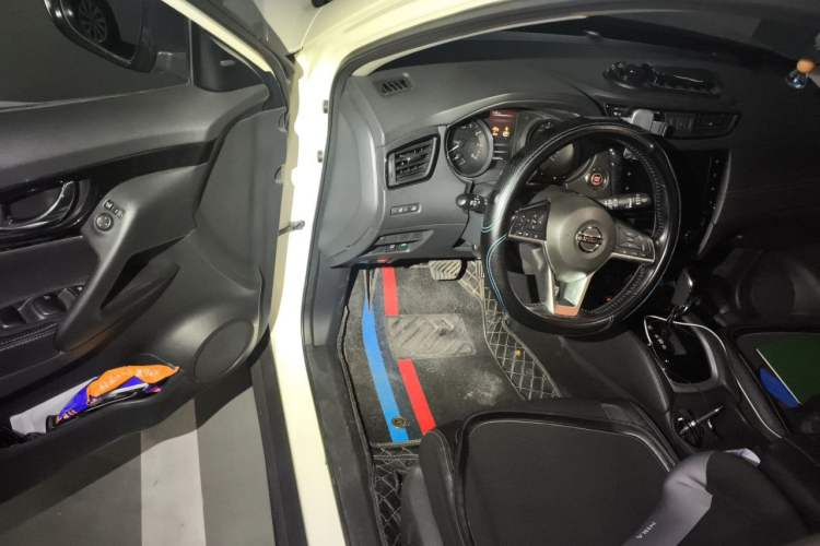 Used Nissan X-Trail 2020 2.0L XL ITS CVT 2WD SmartConnect Comfort Edition Driver Seat