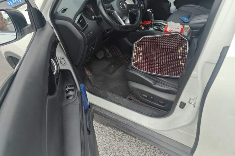 Used Nissan X-Trail 2020 2.0L XL Premium CVT 2WD SmartConnect Luxury Edition Driver Seat