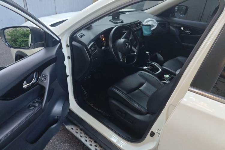 Used Nissan X-Trail 2020 2.0L XL ITS CVT 2WD SmartConnect Comfort Edition Driver Seat