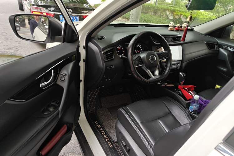 Used Nissan X-Trail 2020 2.0L XL ITS CVT 2WD SmartConnect Comfort Edition Driver Seat