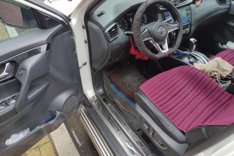 Used Nissan X-Trail 2020 2.0L XL ITS CVT 2WD SmartConnect Comfort Edition Driver Seat