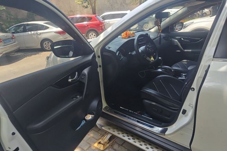 Used Nissan X-Trail 2020 2.5L XL ITS CVT 4WD Deluxe Navigation Edition Driver Seat