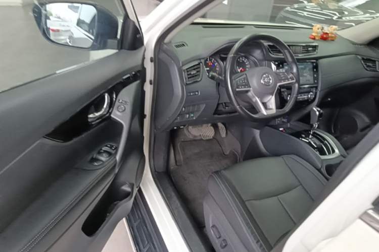 Used Nissan X-Trail 2020 2.0L XL ITS CVT 2WD SmartConnect Comfort Edition Driver Seat