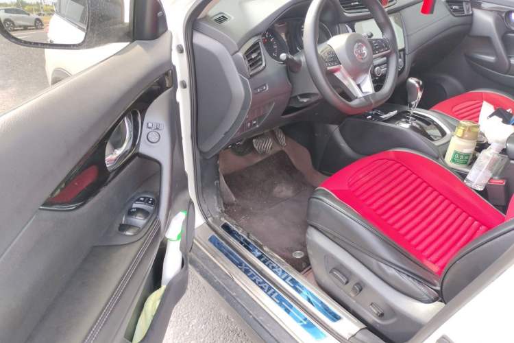 Used Nissan X-Trail 2020 2.0L XL ITS CVT 2WD SmartConnect Comfort Edition Driver Seat