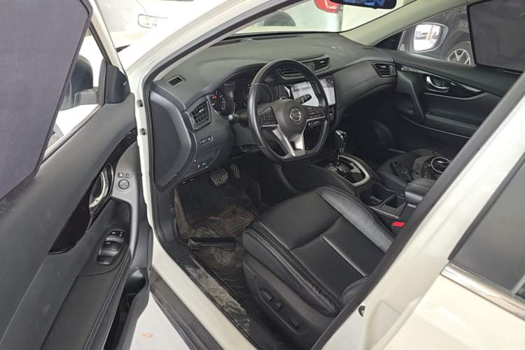 Used Nissan X-Trail 2020 2.0L XL Premium CVT 2WD SmartConnect Luxury Edition Driver Seat