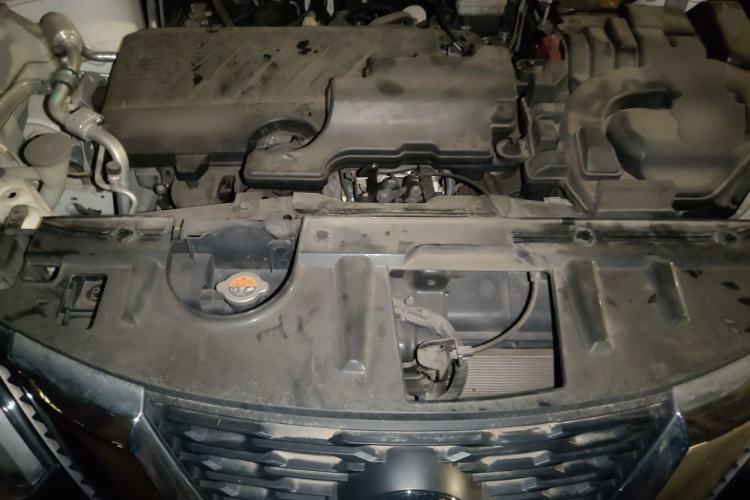 Used Nissan X-Trail 2020 2.0L XL Premium CVT 2WD SmartConnect Luxury Edition Engine Bay