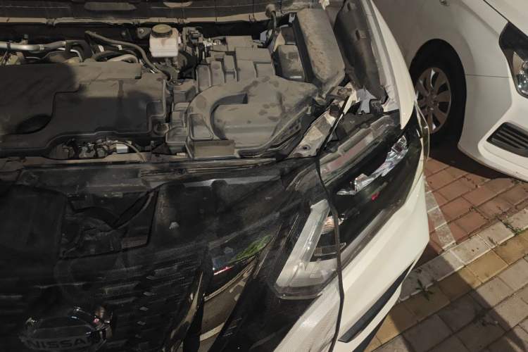 Used Nissan X-Trail 2020 2.0L XL ITS CVT 2WD SmartConnect Comfort Edition Engine Bay Left