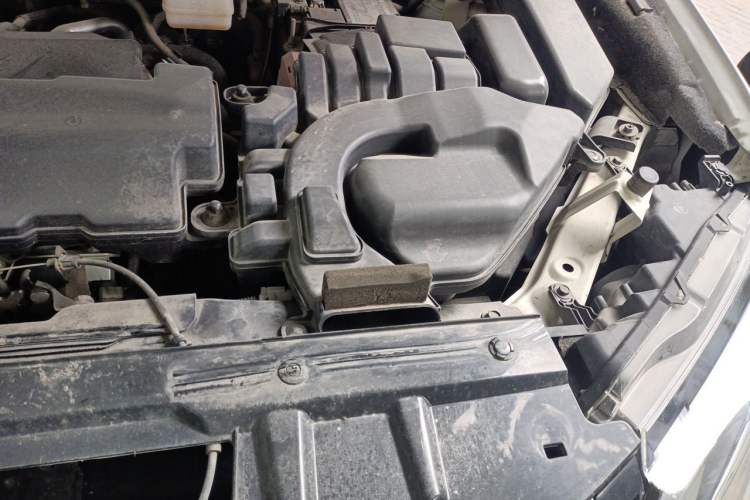 Used Nissan X-Trail 2020 2.0L XL ITS CVT 2WD SmartConnect Comfort Edition Engine Bay Left