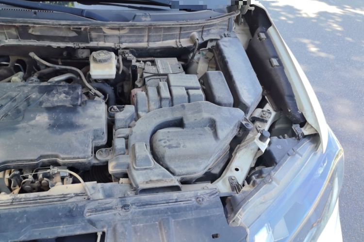Used Nissan X-Trail 2020 2.0L XL ITS CVT 2WD SmartConnect Comfort Edition Engine Bay Left