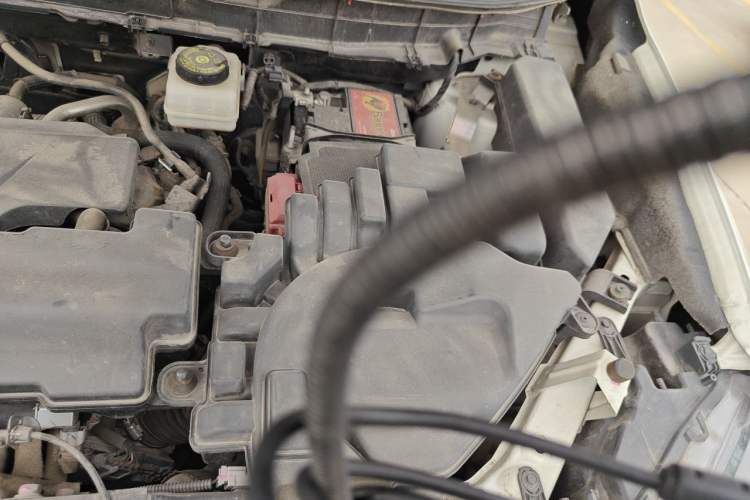 Used Nissan X-Trail 2020 2.0L XL Premium CVT 2WD SmartConnect Luxury Edition Engine Bay Left