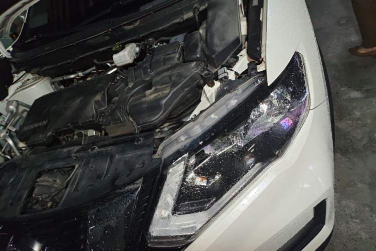 Used Nissan X-Trail 2020 2.0L XL ITS CVT 2WD SmartConnect Comfort Edition Engine Bay Left