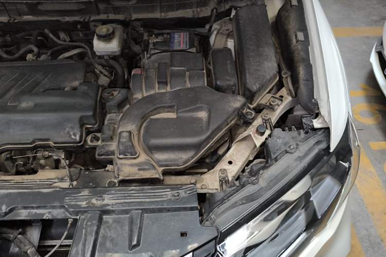 Used Nissan X-Trail 2020 2.0L XL ITS CVT 2WD SmartConnect Comfort Edition Engine Bay Left