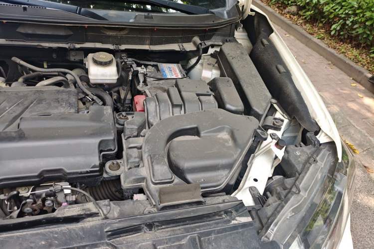 Used Nissan X-Trail 2020 2.0L XL ITS CVT 2WD SmartConnect Comfort Edition Engine Bay Left