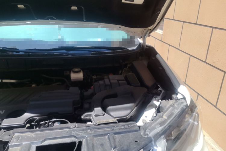 Used Nissan X-Trail 2020 2.0L XL ITS CVT 2WD SmartConnect Comfort Edition Engine Bay Left