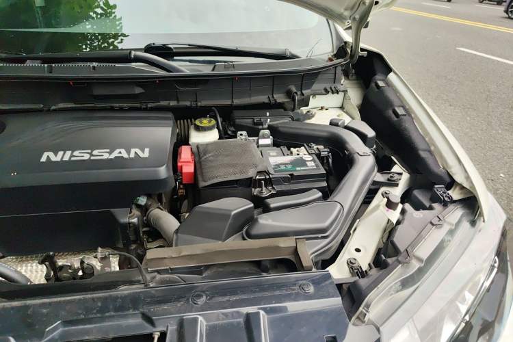 Used Nissan X-Trail 2020 2.5L XL ITS CVT 4WD Deluxe Navigation Edition Engine Bay Left