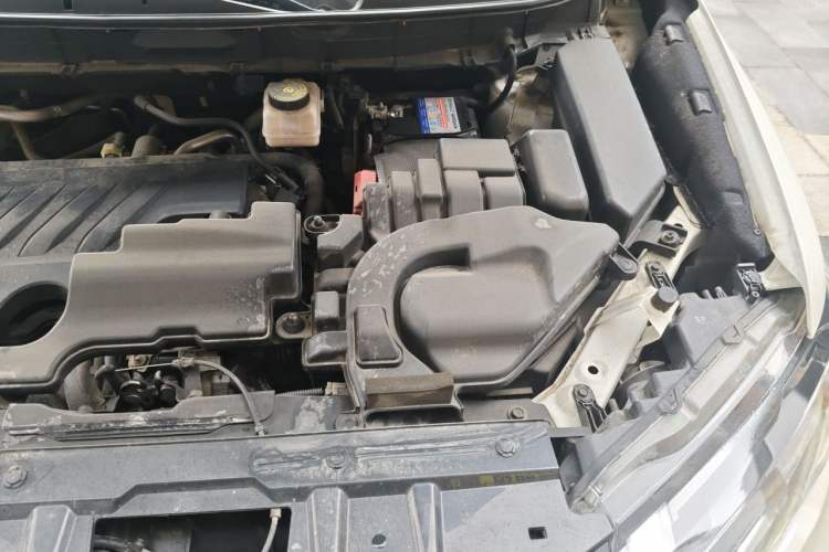 Used Nissan X-Trail 2020 2.0L XL ITS CVT 2WD SmartConnect Comfort Edition Engine Bay Left
