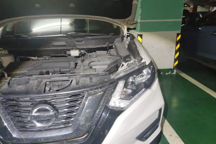 Used Nissan X-Trail 2020 2.0L XL ITS CVT 2WD SmartConnect Comfort Edition Engine Bay Left