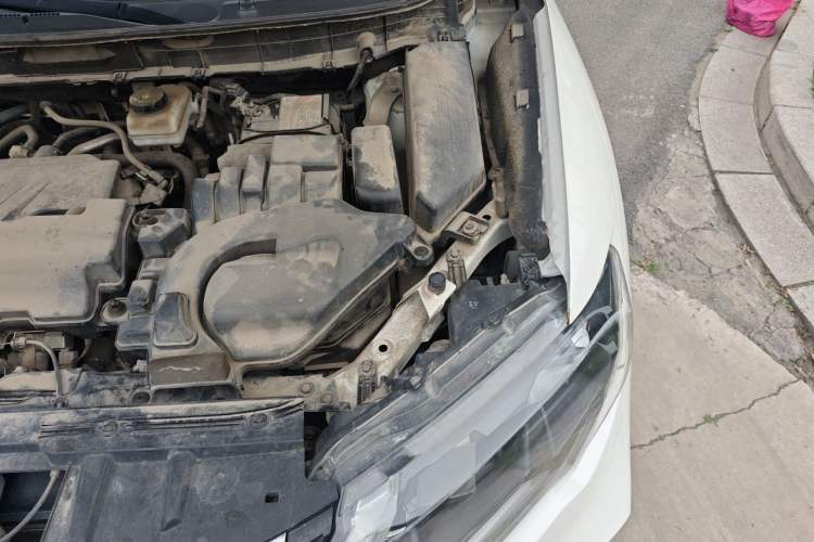Used Nissan X-Trail 2020 2.0L XL ITS CVT 2WD SmartConnect Comfort Edition Engine Bay Left