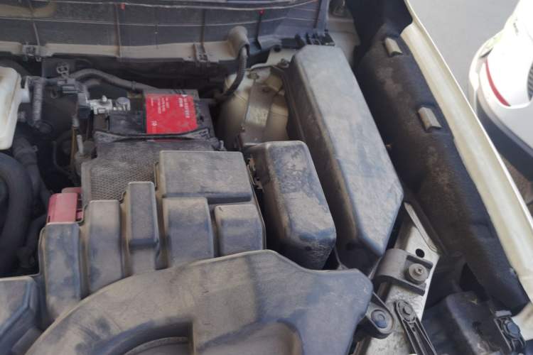 Used Nissan X-Trail 2020 2.0L XL Premium CVT 2WD SmartConnect Luxury Edition Engine Bay Left