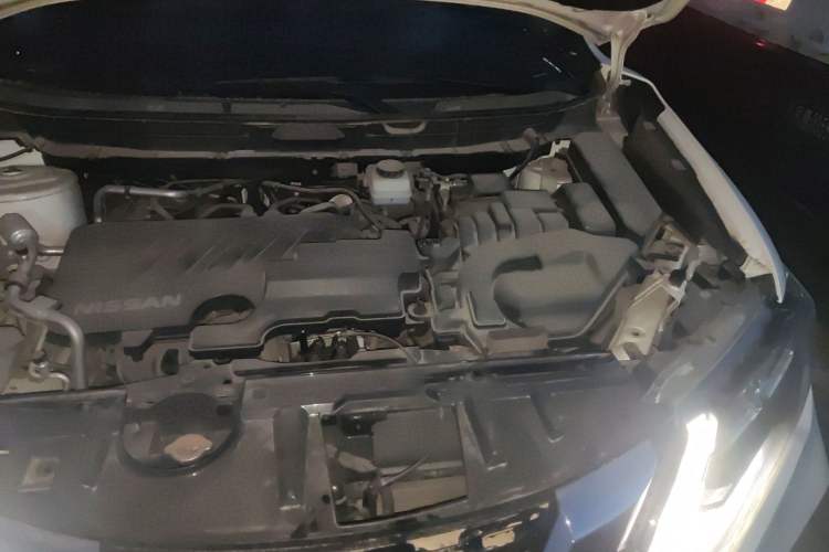 Used Nissan X-Trail 2020 2.0L XL Premium CVT 2WD SmartConnect Luxury Edition Engine Bay Left