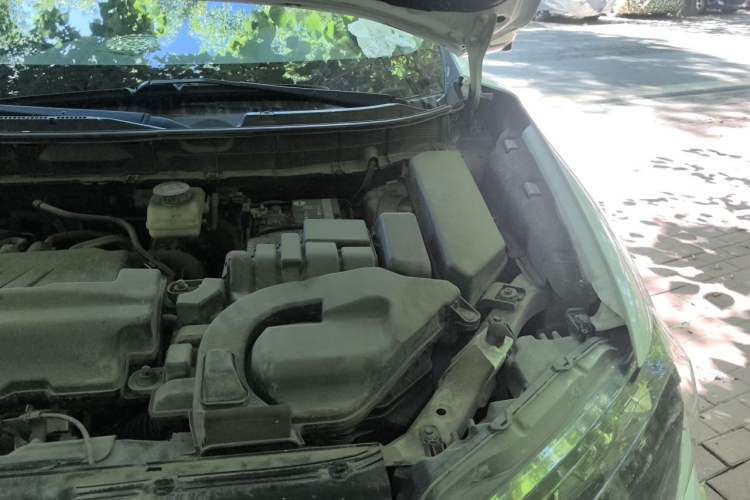 Used Nissan X-Trail 2020 2.0L XL ITS CVT 2WD SmartConnect Comfort Edition Engine Bay Left