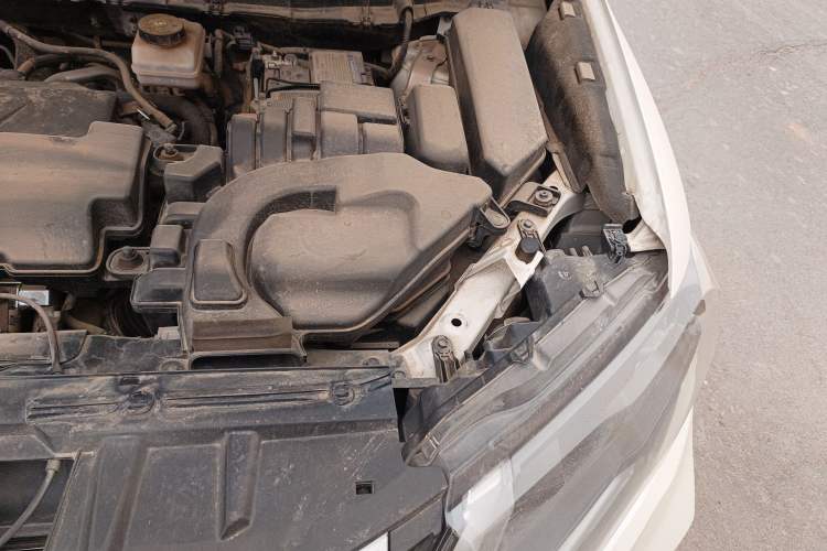 Used Nissan X-Trail 2020 2.0L XL ITS CVT 2WD SmartConnect Comfort Edition Engine Bay Left