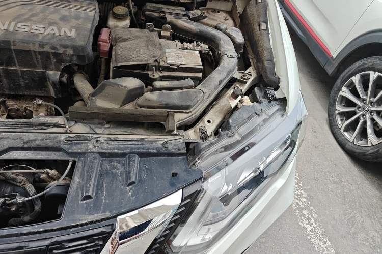 Used Nissan X-Trail 2020 2.5L XL ITS CVT 4WD Deluxe Navigation Edition Engine Bay Left