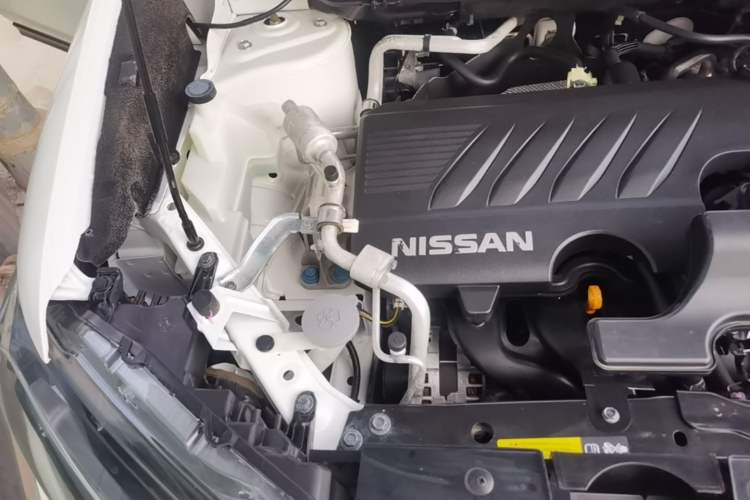Used Nissan X-Trail 2020 2.0L XL ITS CVT 2WD SmartConnect Comfort Edition Engine Bay Right