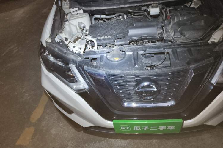 Used Nissan X-Trail 2020 2.0L XL ITS 3-Row CVT 2WD SmartConnect 7-Seater Comfort Edition Engine Bay Right