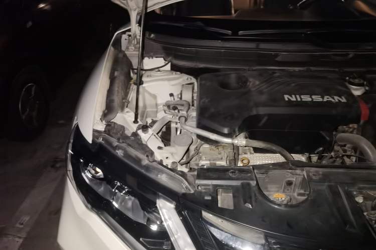 Used Nissan X-Trail 2020 2.5L XL ITS CVT 4WD Deluxe Navigation Edition Engine Bay Right
