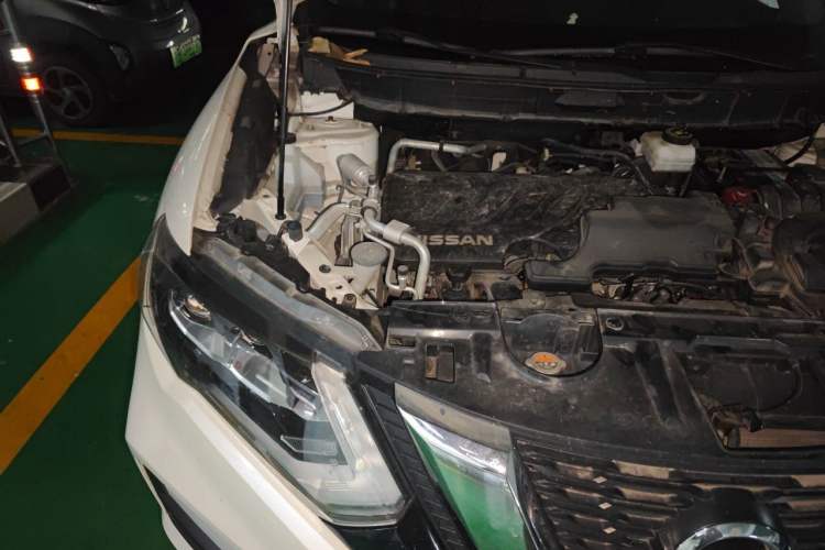 Used Nissan X-Trail 2020 2.0L XL Premium CVT 2WD SmartConnect Luxury Edition Engine Bay Right