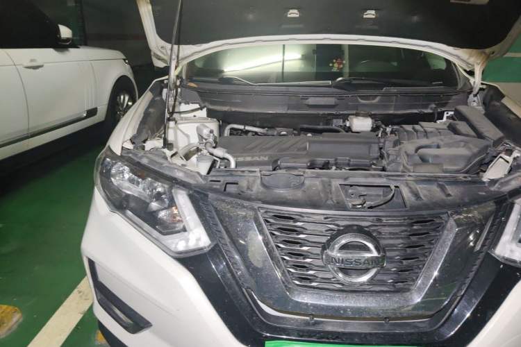 Used Nissan X-Trail 2020 2.0L XL ITS CVT 2WD SmartConnect Comfort Edition Engine Bay Right